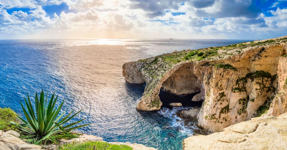 Malte : Temples préhistoriques, patrimoine calcaire et Grotte bleue