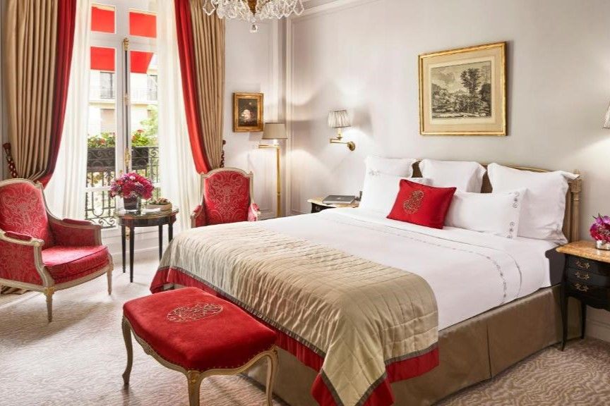 Hôtel Plaza Athénée 5*