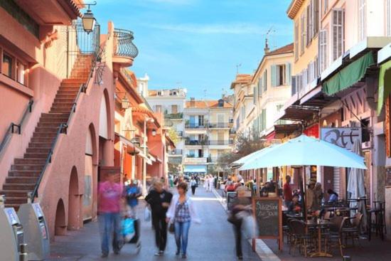 Cannes in the heart of forville