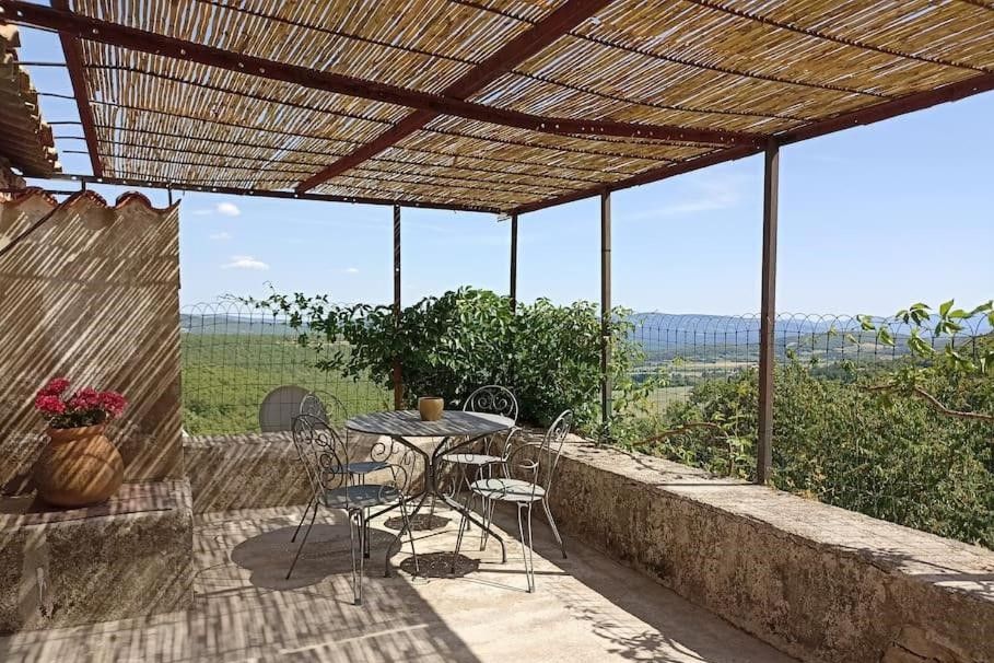 La maison de Valentine en Provence - Montsalier