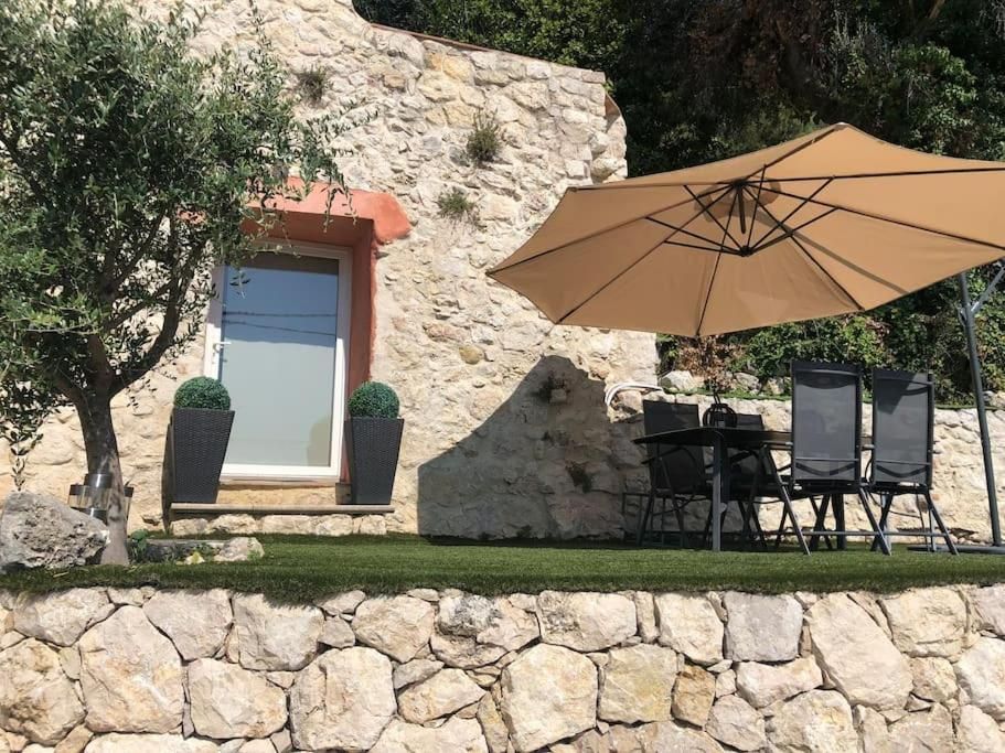 Maisonnette en pierres, Falicon