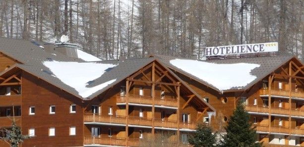 Partez au ski en famille à Val d'Allos !