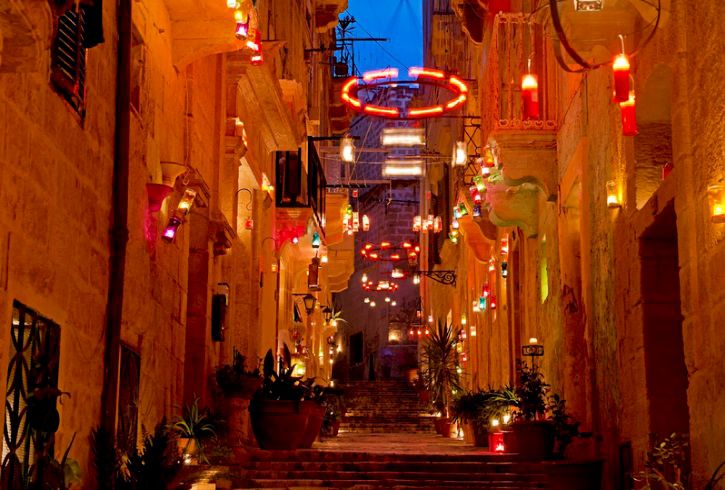 Ruelle de Birgu le week-end du Birgu by candlelight