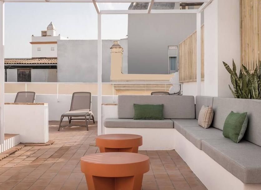 BYPILLOW Casa Gades