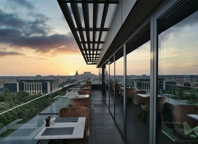 Union Plaza Hotel 4*