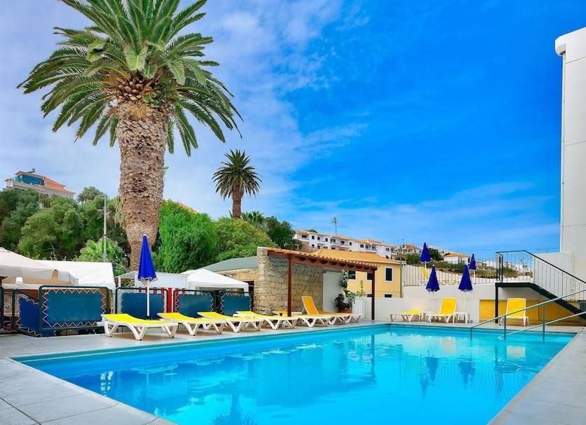 Hotel Praia Dourada 3*