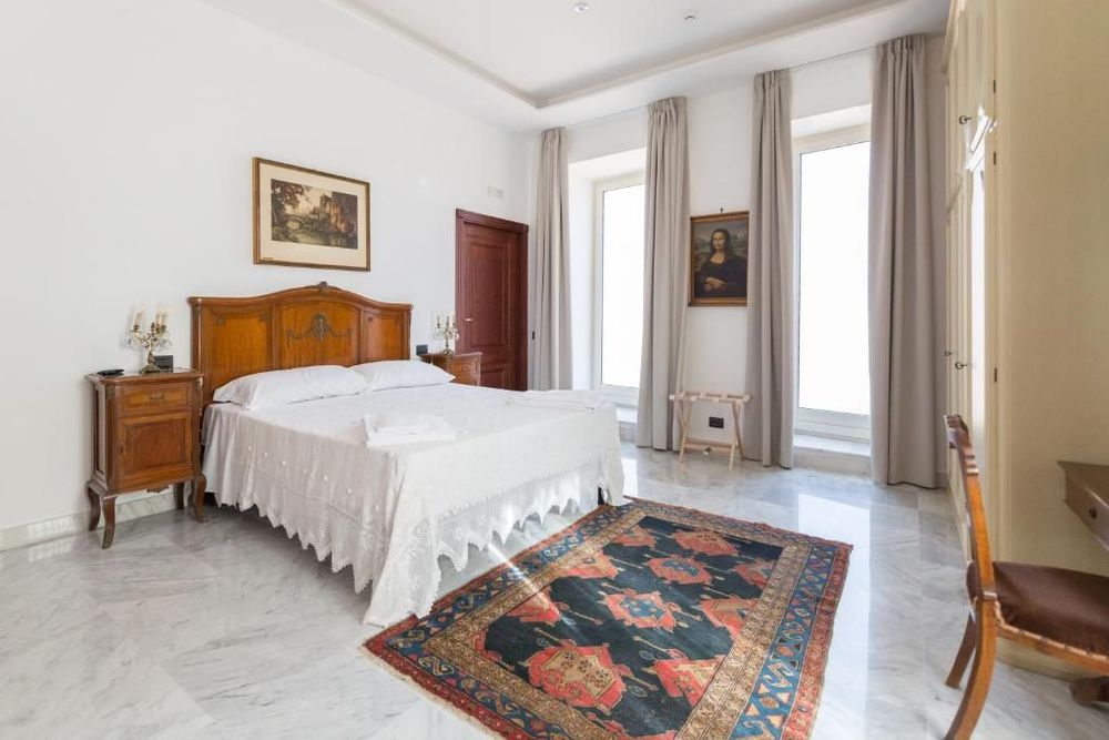 Palazzo Doria d'Angri Suites - Naples