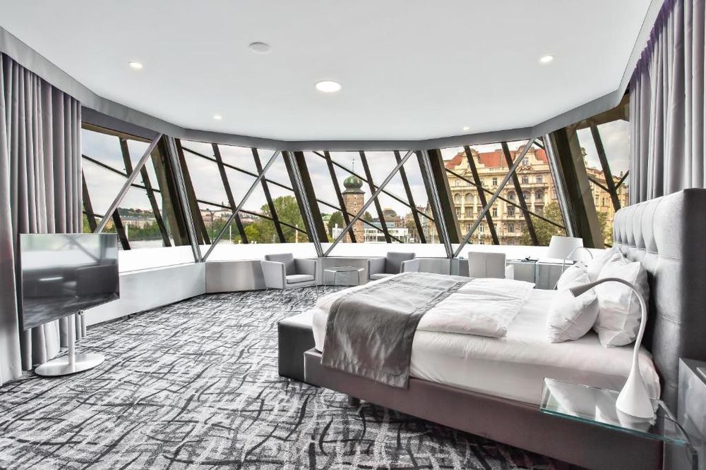 Dancing House - Tančící dům hotel