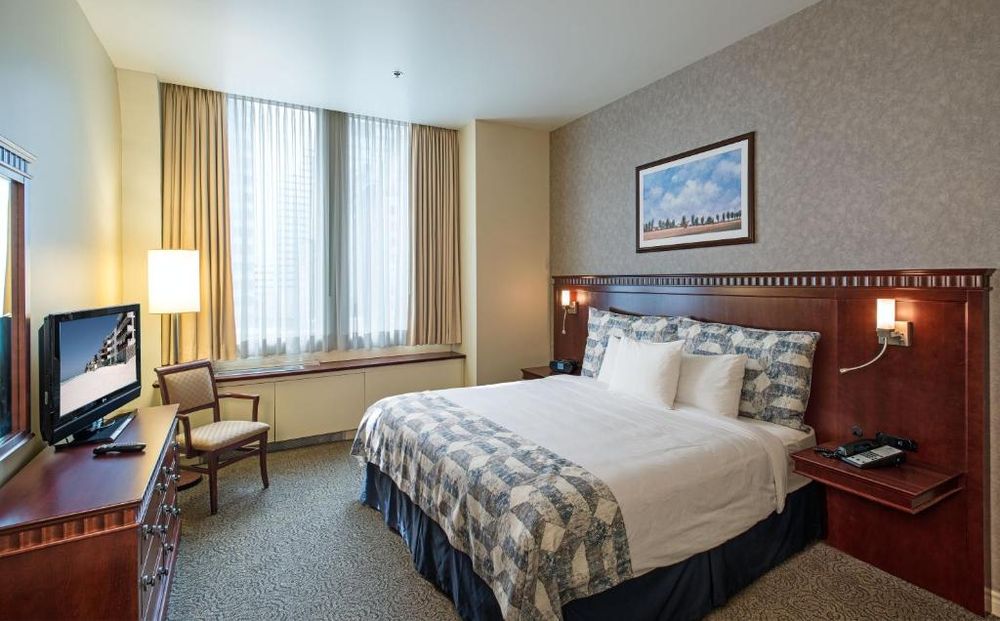 Le Square Phillips Hotel & Suites
