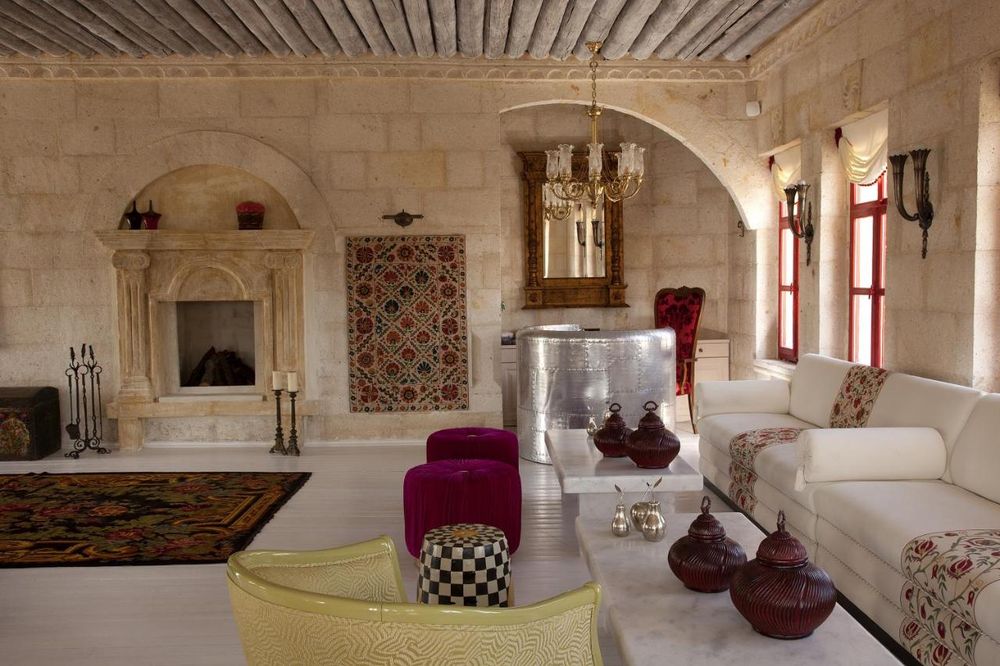 Hotel Cueva de Hezen