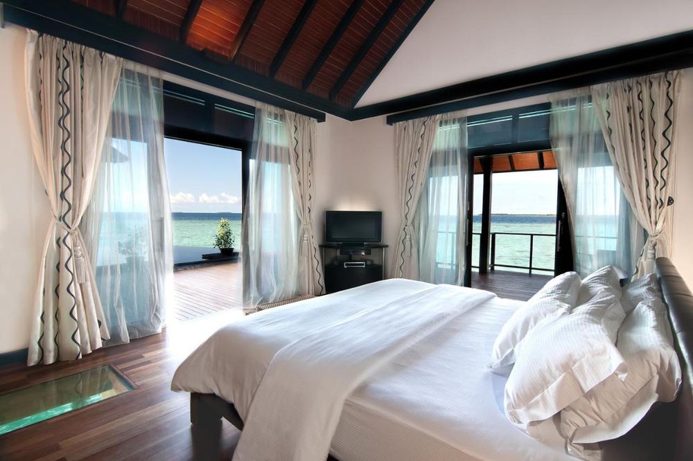Sun Siyam Iru Fushi with Free Transfer