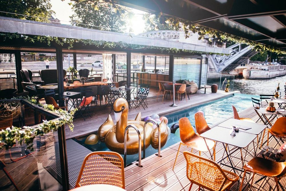 Hotel OFF Paris Seine 4*