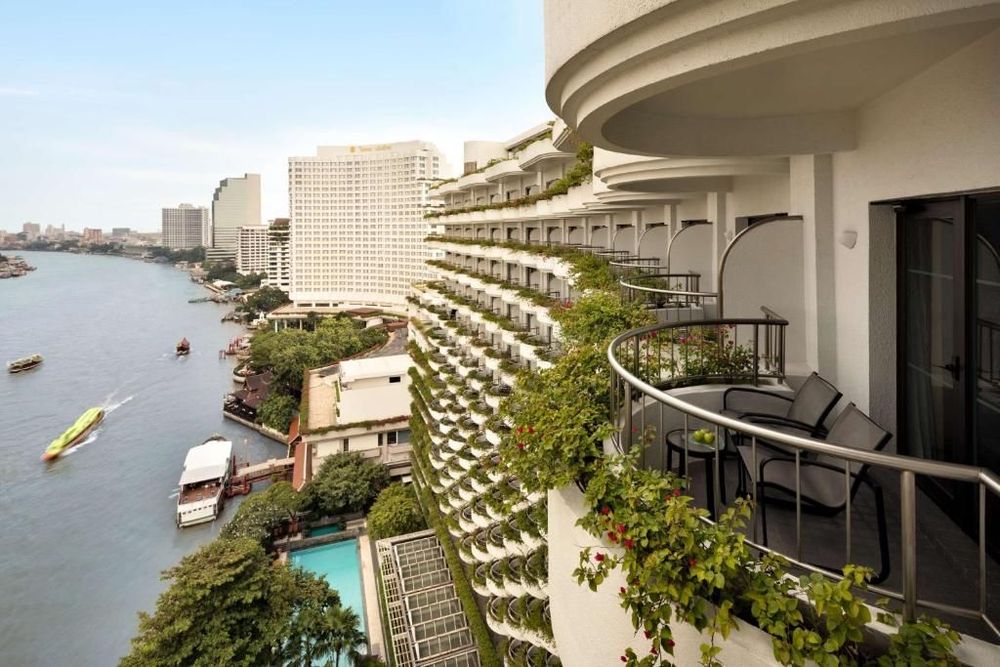 Shangri-La Bangkok 5*