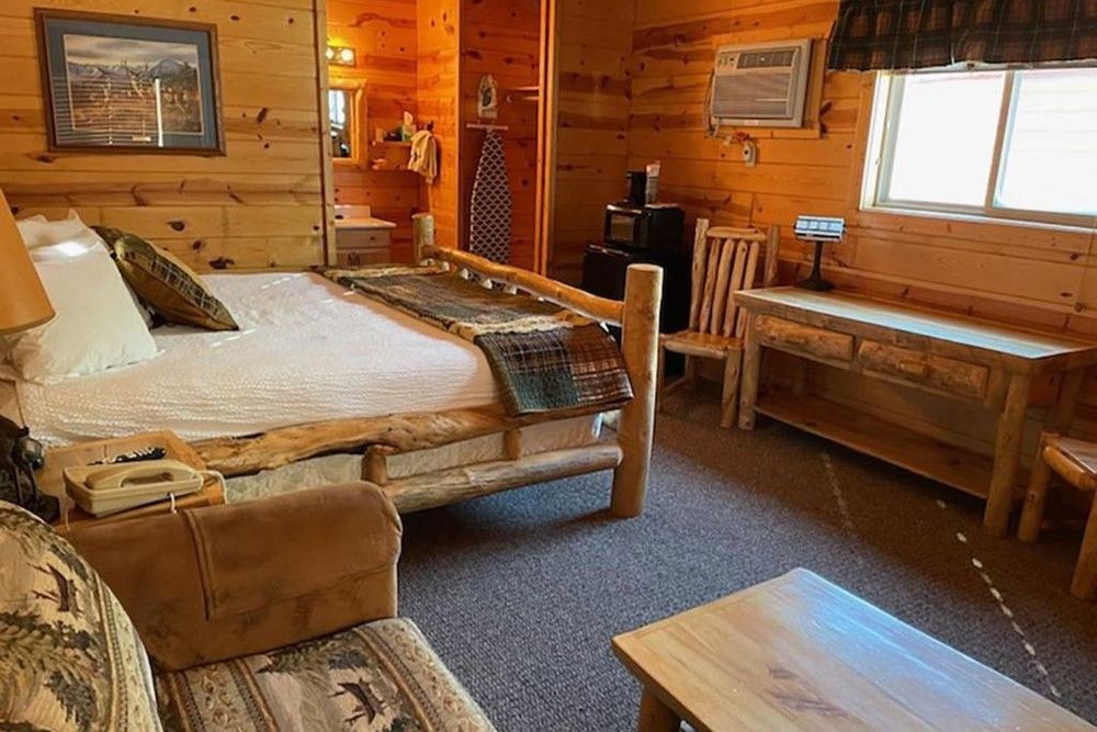 Badlands Frontier Cabins 3*