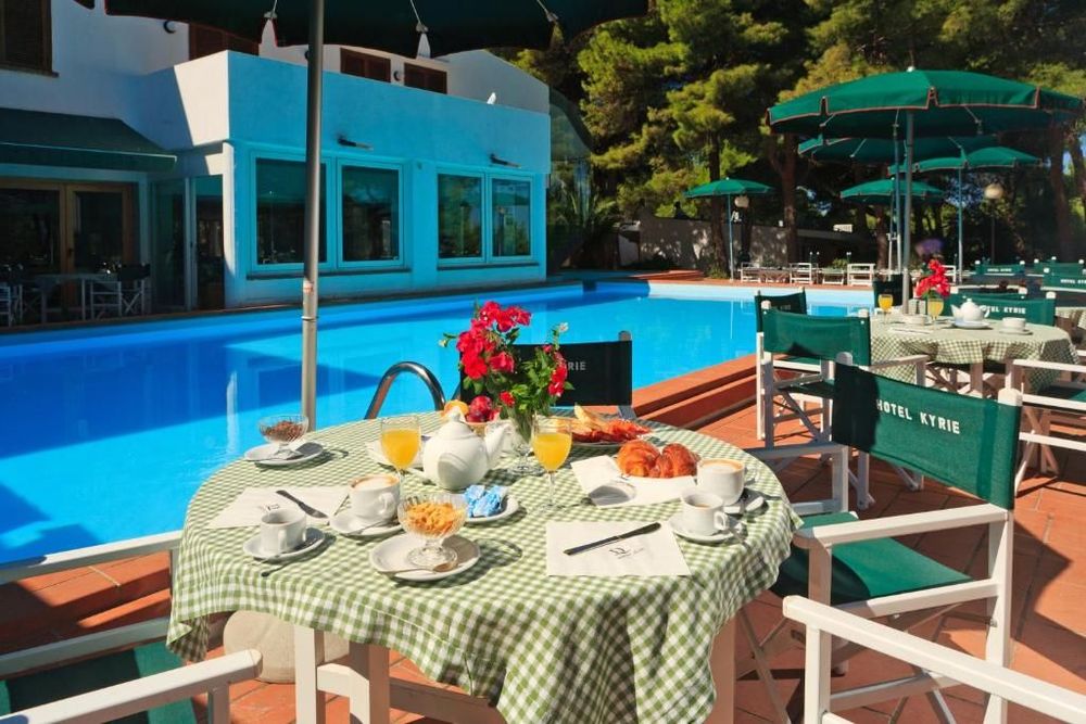 Hotel Kyrie Isole Tremiti 4*