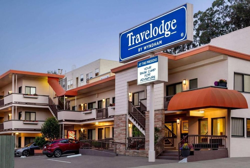 Travelodge by Wyndham Presidio