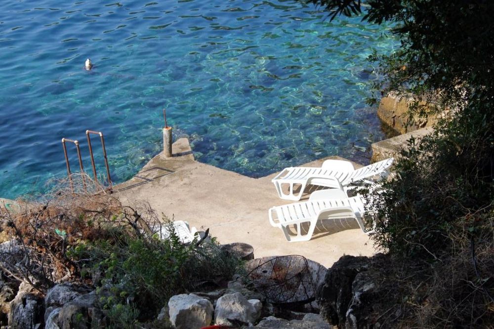 Apartments by the sea Ubli, Lastovo