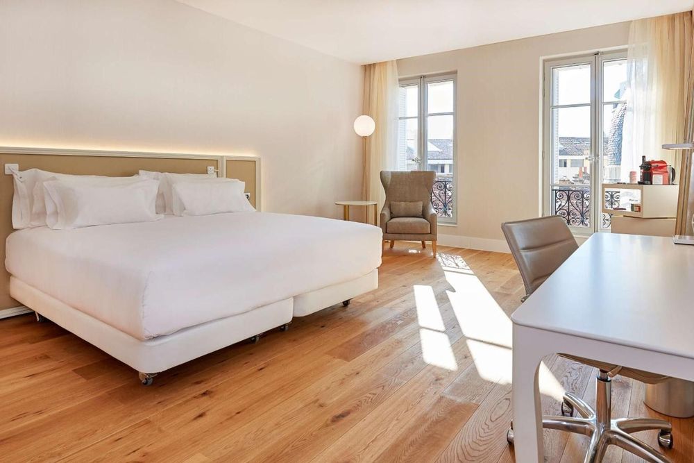 NH Collection Marseilles 4*