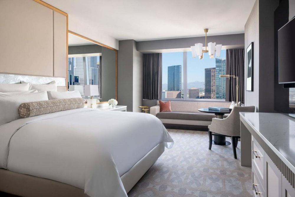 The Ritz-Carlton