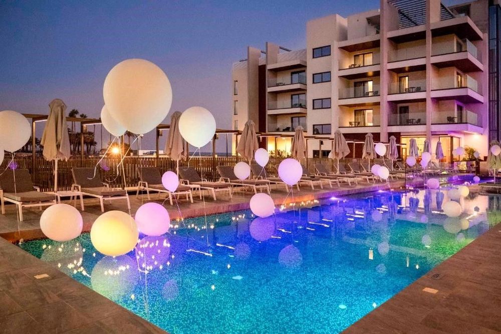 Mercure Larnaca Beach Resort 4*