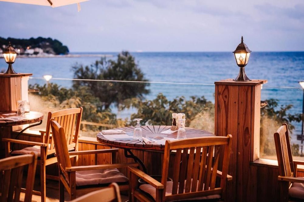 Grand Hotel Des Sablettes Plage 4*