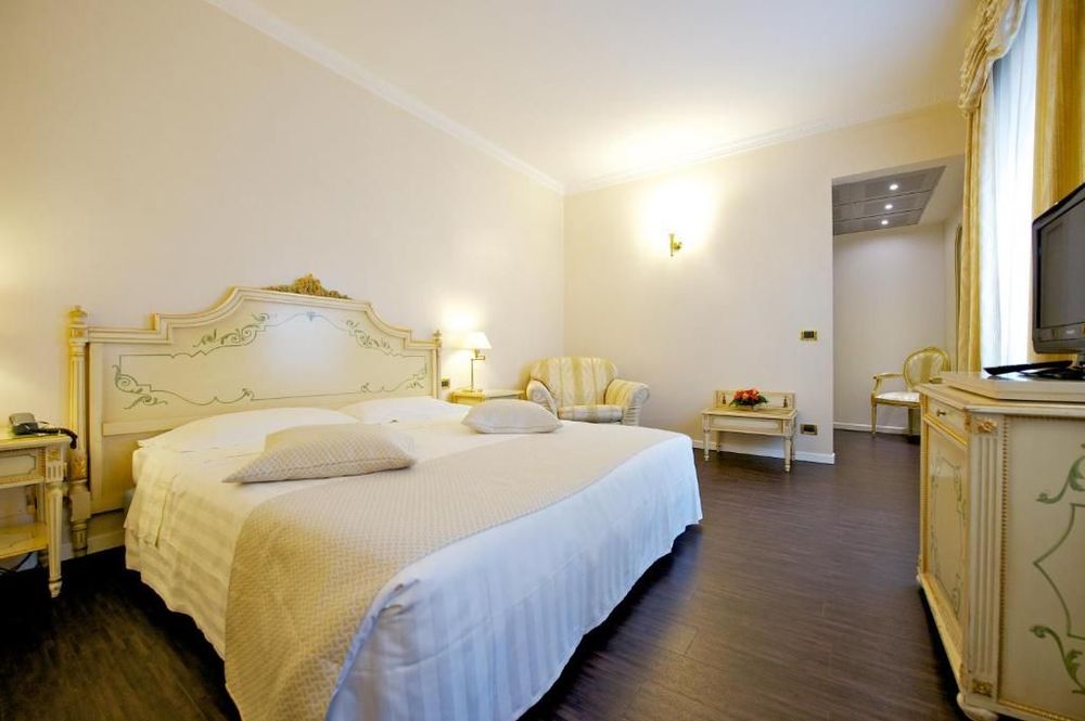 Mercure Parma Stendhal
