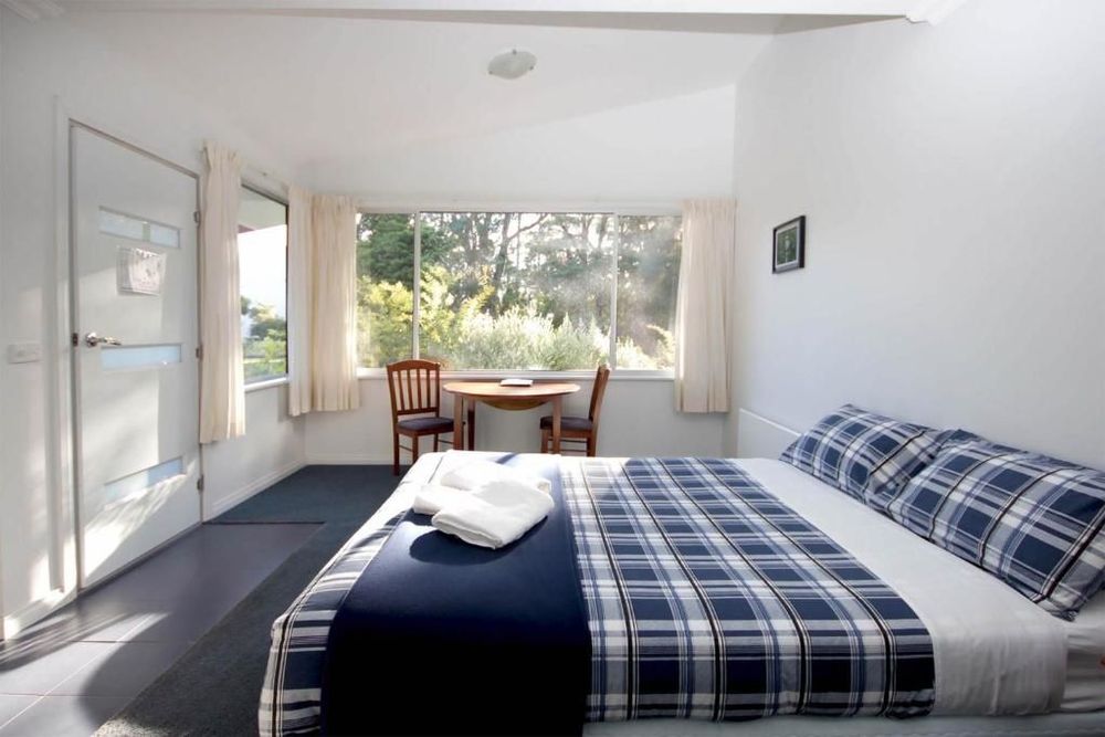 The Abbey Raymond Island 3*