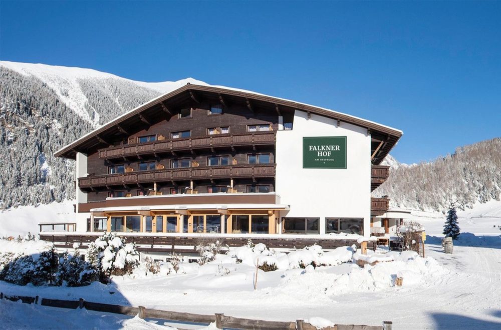 Hotel Falknerhof 4*