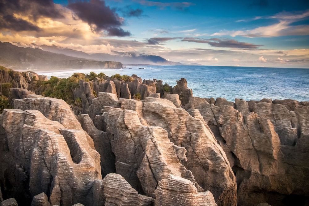 Réservez votre visite des Pancake Rocks et des Punakaiki Blowholes !