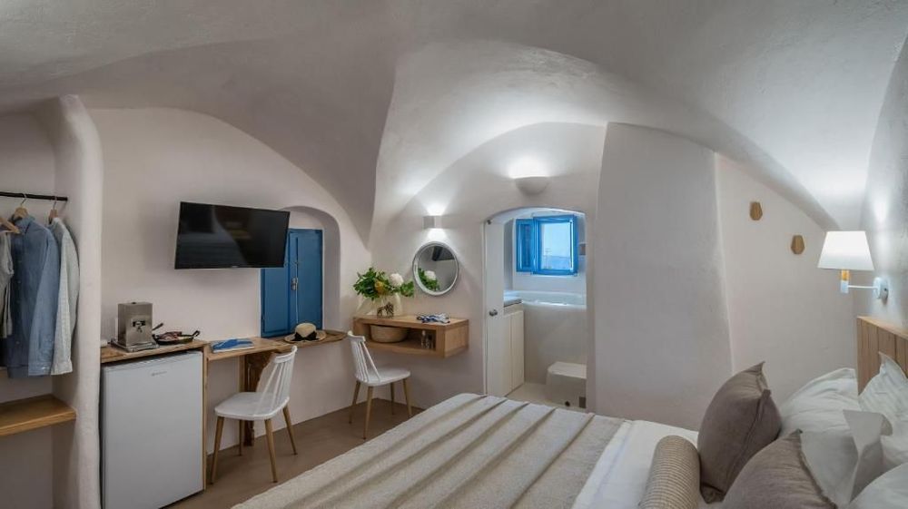 Nalas Suites - Santorini