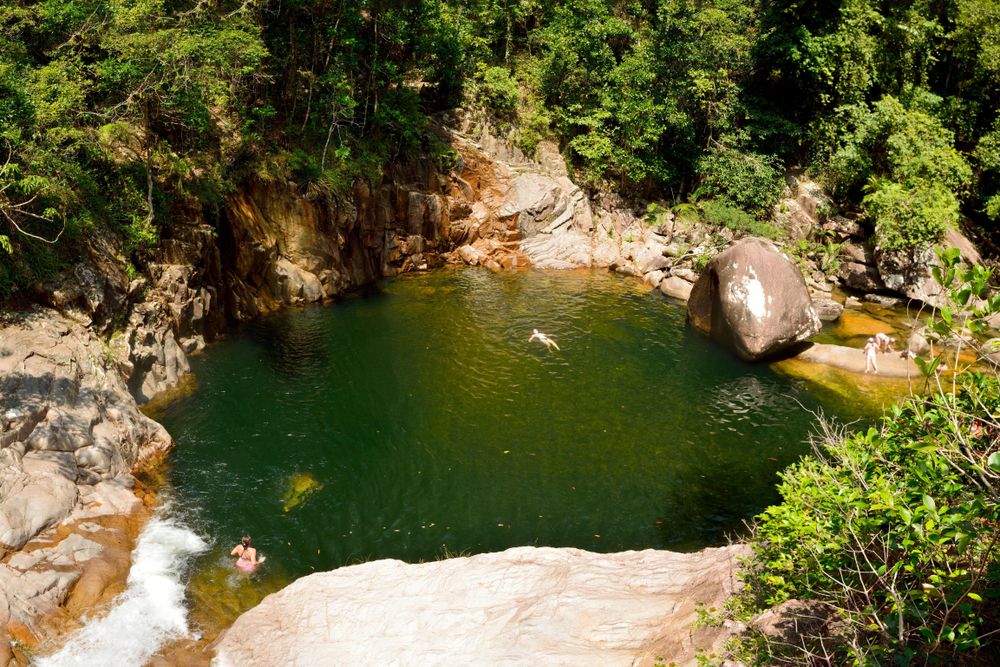 Randonnée, baignade et rencontre de l'ornithorynque dans les gorges de Finch Hatton