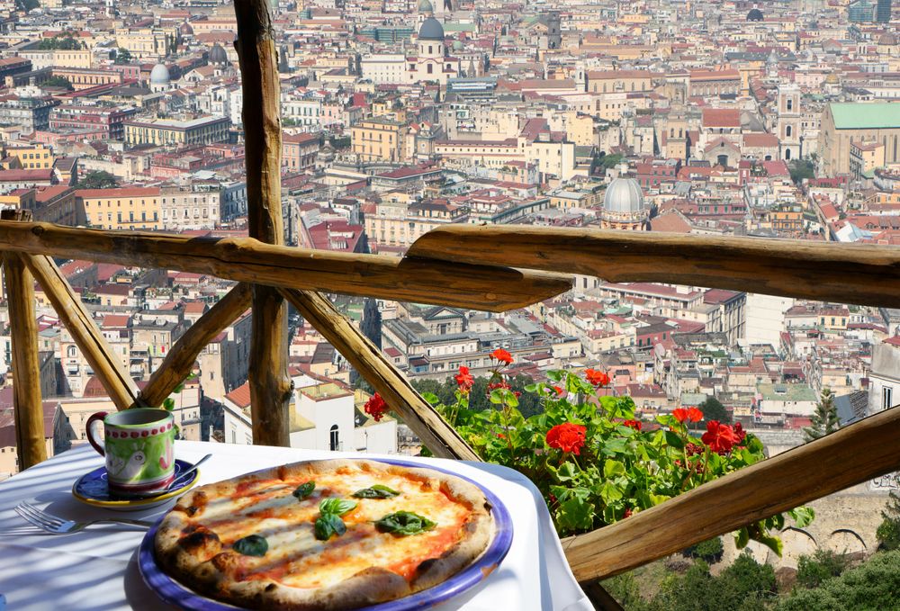 ✈️ Echappez-vous à Naples pour le week-end !