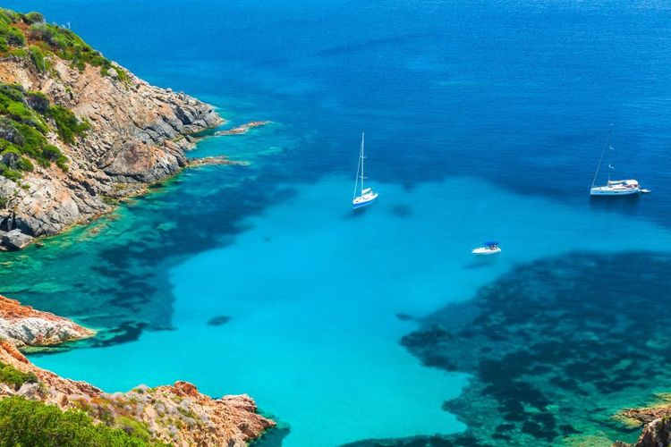 Corse  © Eugene Sergeev/123RF