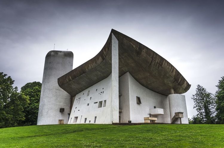 Notre Dame du Haut Franche Comté © anzemulec/123RF