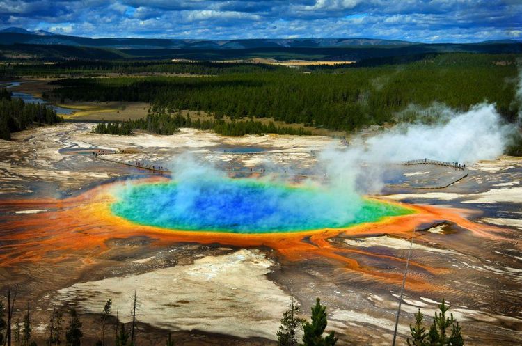 Le Grand Prismatic Spring aux États-Unis - © Lane Erickson/123rf
