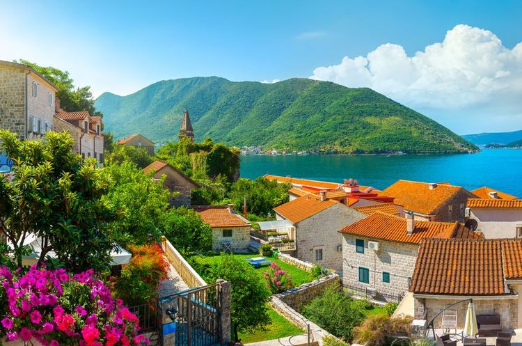 Les côtes des Bouches de Kotor : un émerveillement entre mer et montagne