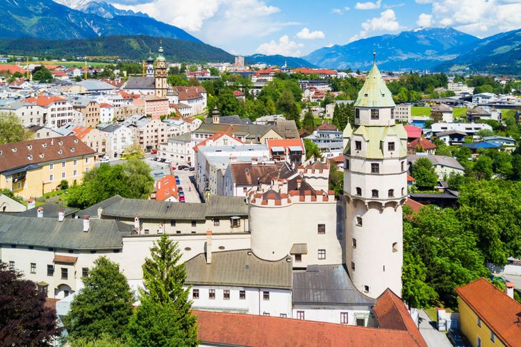 Entdecken Sie auf Burg Hasegg, wie Münzen hergestellt werden