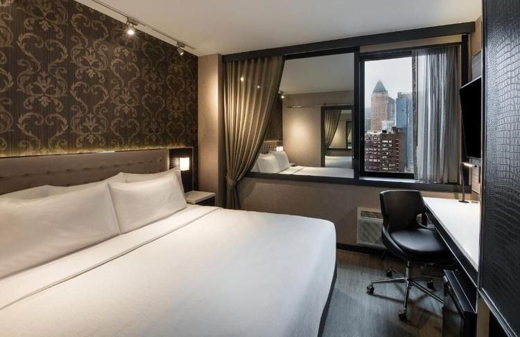 Aliz Hotel Times Square. @Booking.com