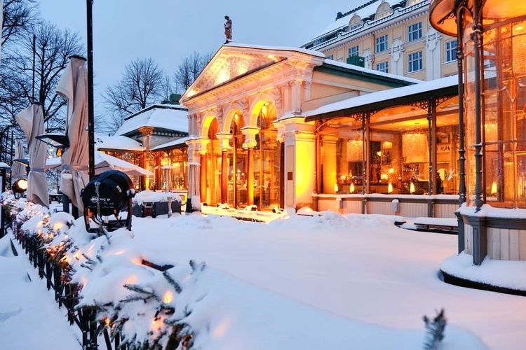 Le fameux restaurant Kapelli dans le parc