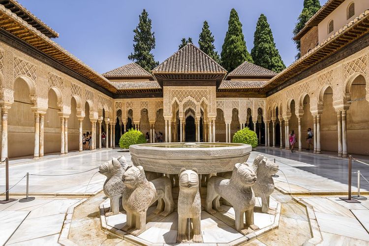 La "Fontaine aux Lions", dans le Patio des Lions du musée de l'Alhambra