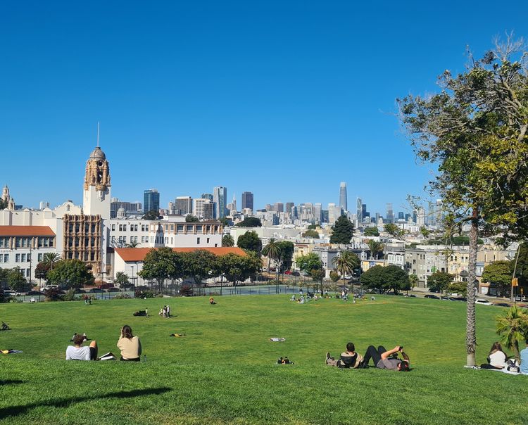 Le Dolores Park à San Francisco à l'ouest du Castro et à l'est du quartier Mission