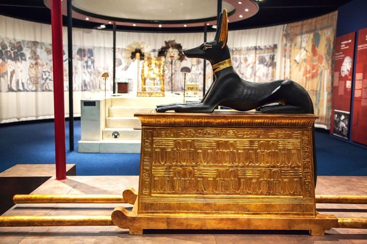 Antiquités trouvées dans la tombe de Toutankhamon