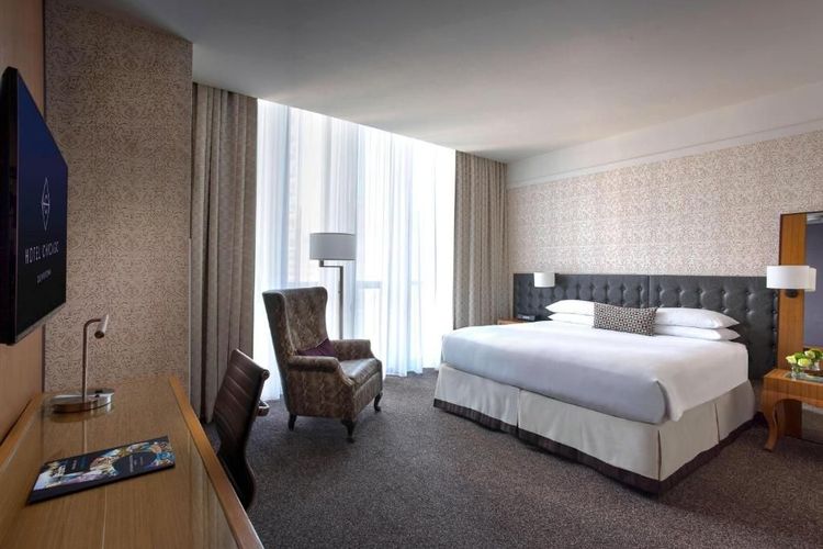 A giant bed for unrivalled sleep!