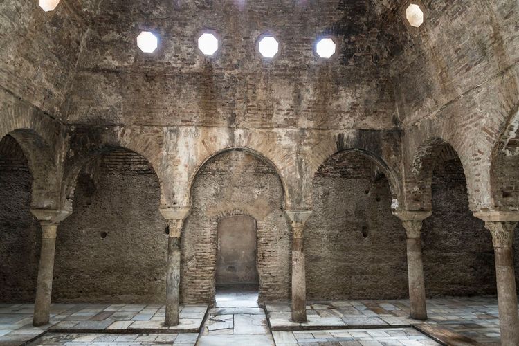 les anciens bains arabes El Bañuelo