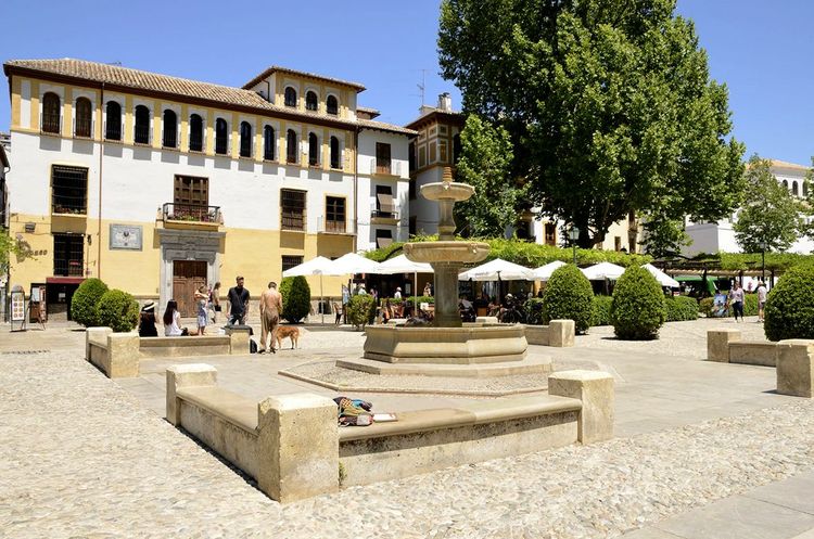 La fontaine du Paseo