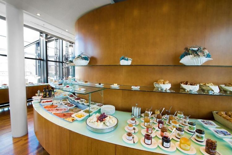 Le buffet du petit déjeuner