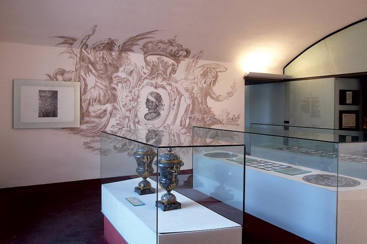 Il nucleo delle collezioni del museo è costituito essenzialmente dalla collezione Doazan