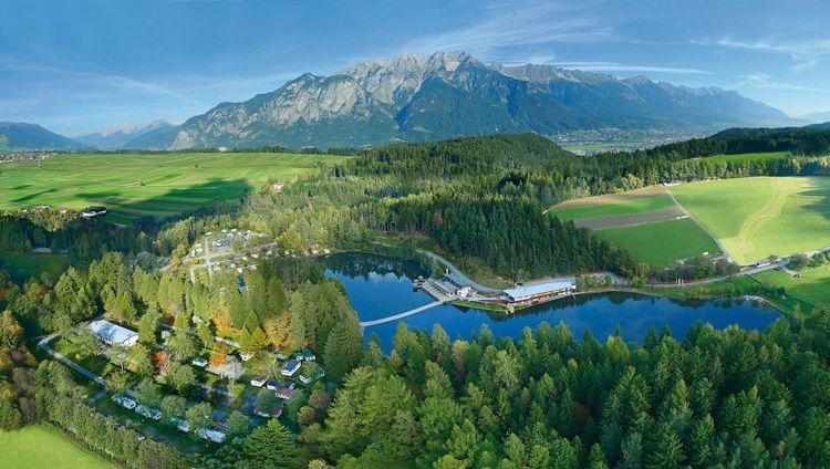 Die Seilbahn in Innsbruck fährt vom Stadtzentrum ab