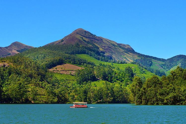 Le lac Kundala, à Munnar
