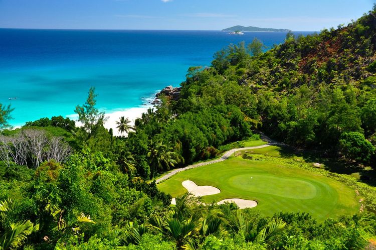 Le sublime golf de l'hôtel Lemuria sur l'île de Praslin